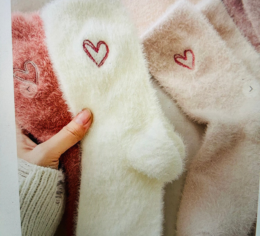 Valentine heart fuzzy socks