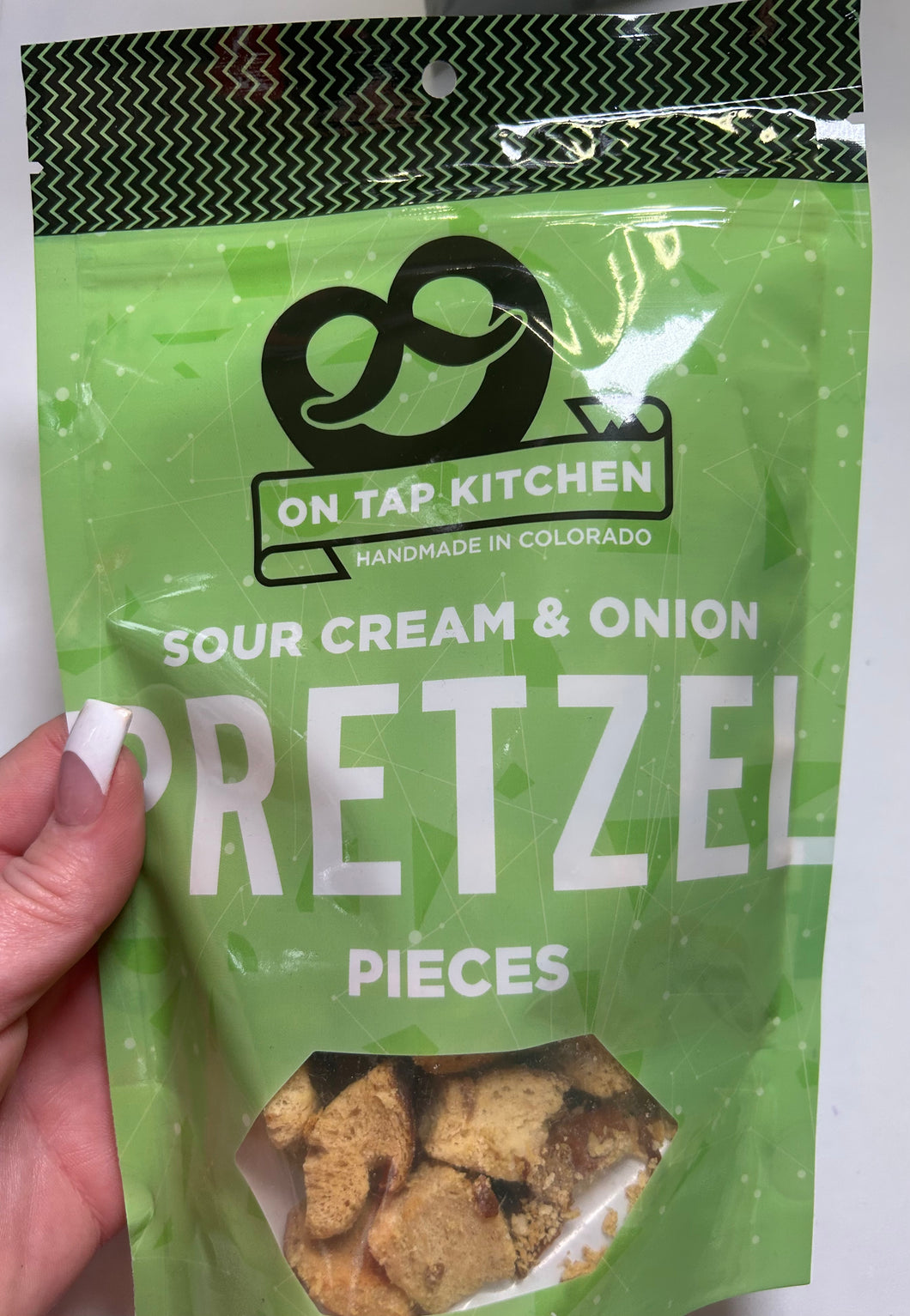 On Tap sour cream & onion pretzels