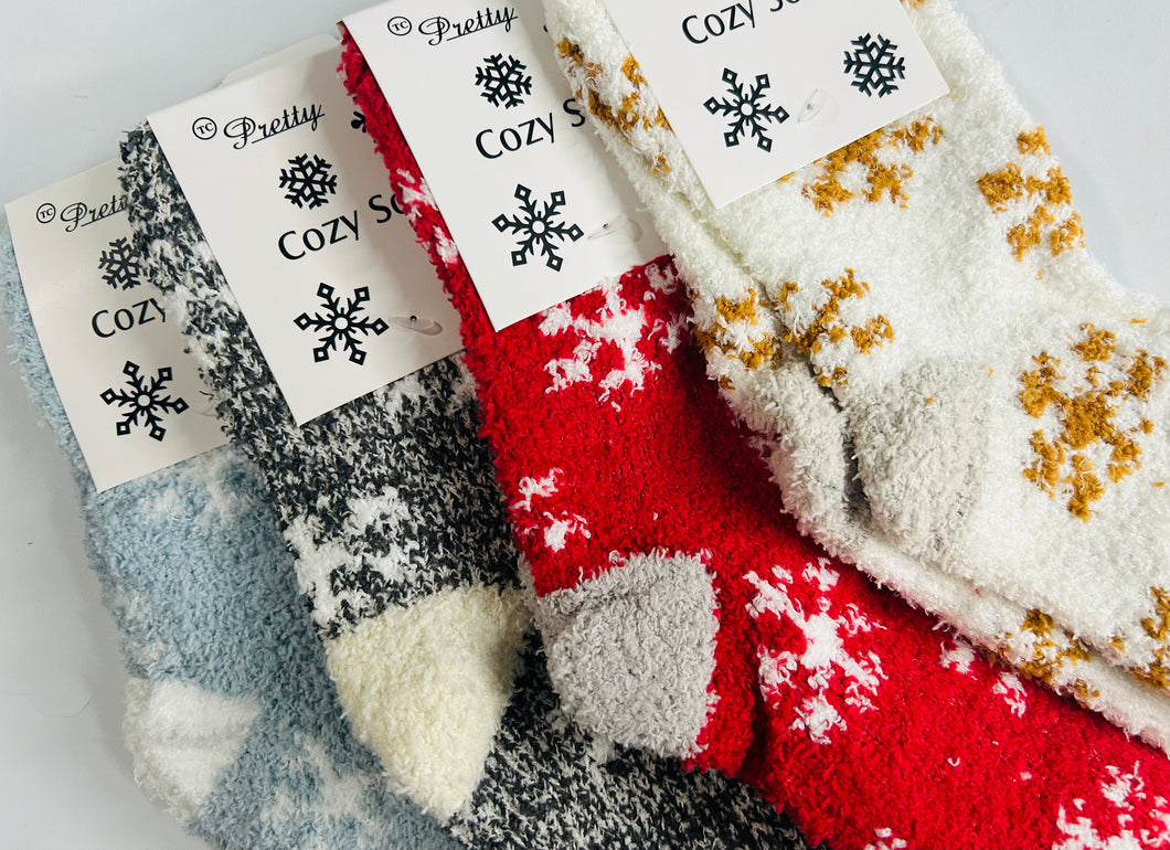 Cozy snowflake socks