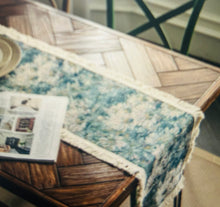 Load image into Gallery viewer, Table Runner
