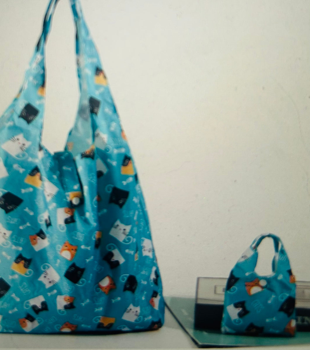 Large foldable eco friendly reusable shopping bags