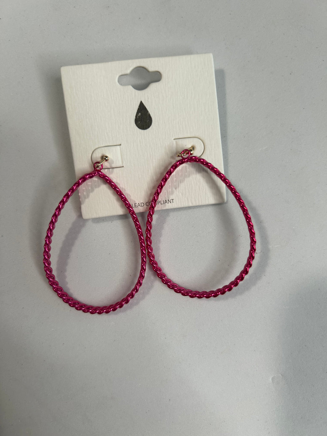 Teardrop dangle earrings fuchsia